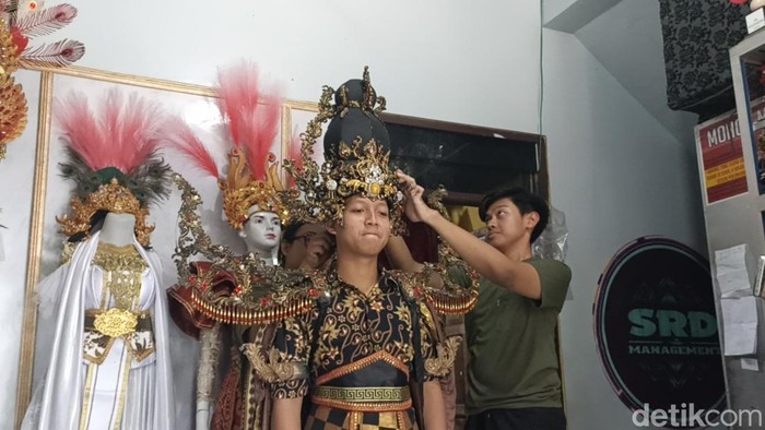 Berkah Agustusan, Sewa Kostum di Blitar Raup Omzet Ratusan Juta